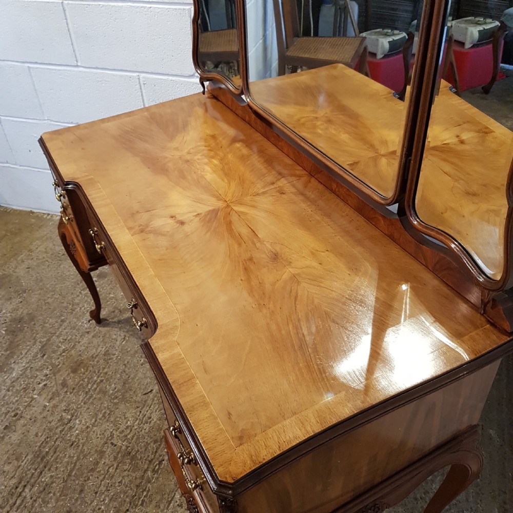 SUPERB ANTIQUE QUEEN ANNE BURR WALNUT DRESSING TABLE AND STOOL C1920 View VI