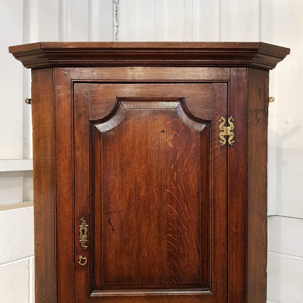 ANTIQUE GEORGIAN OAK CORNER CUPBOARD C1780 View IV