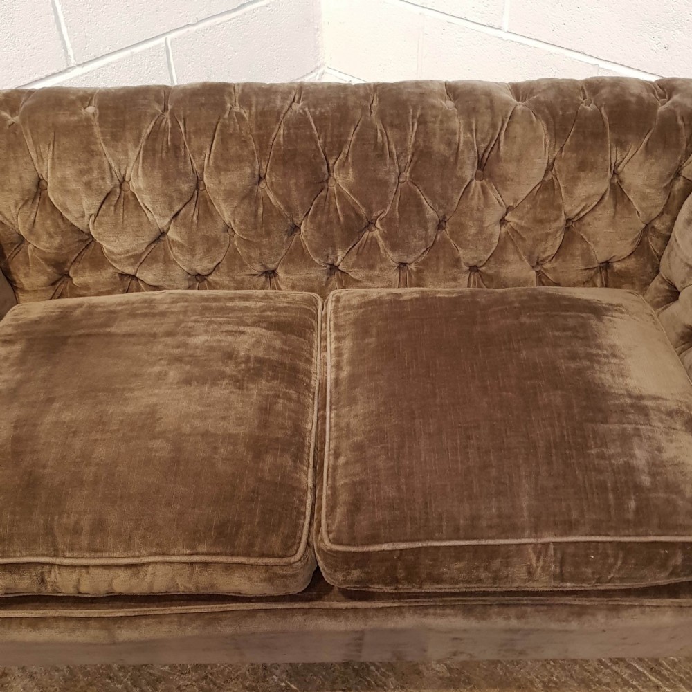 ANTIQUE VICTORIAN TWO SEATER DROP ARM VELVET CHESTERFIELD SOFA C1880 View V