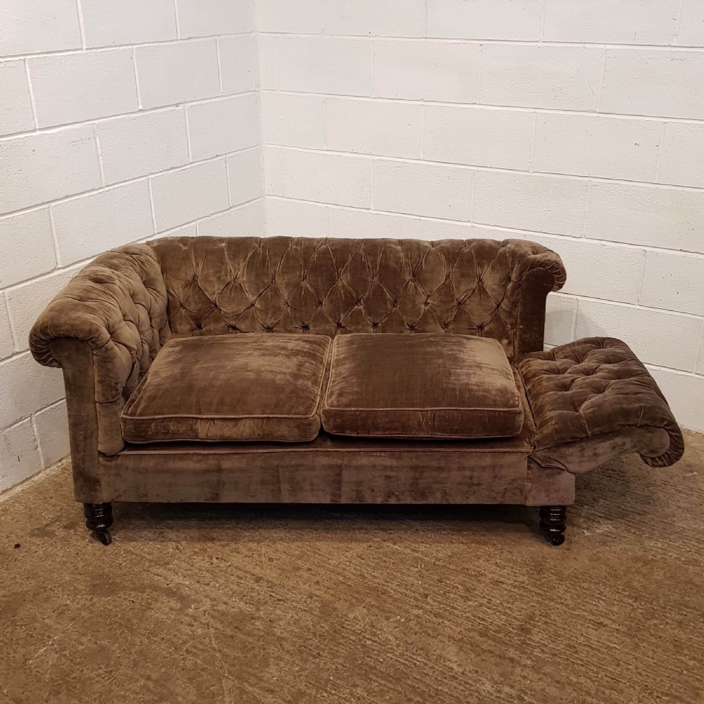 ANTIQUE VICTORIAN TWO SEATER DROP ARM VELVET CHESTERFIELD SOFA C1880 View VI