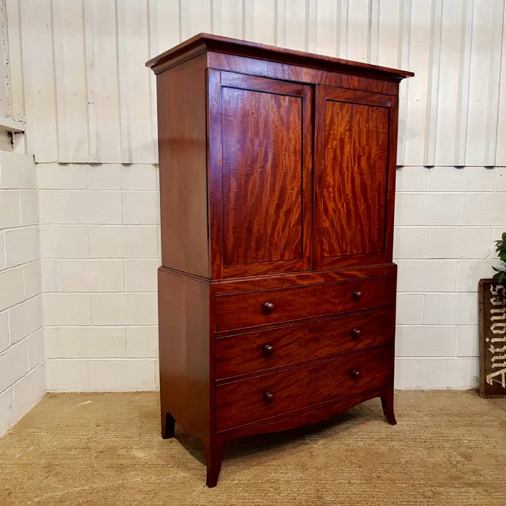 ANTIQUE GEORGIAN PERIOD MAHOGANY CLOTHES PRESS C1780 View IV