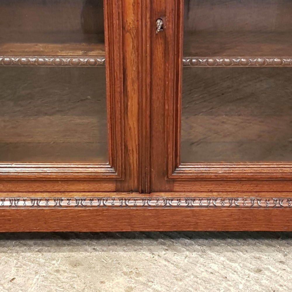 ANTIQUE VICTORIAN GLAZED OAK BOOKCASE CABINET C1880 View II