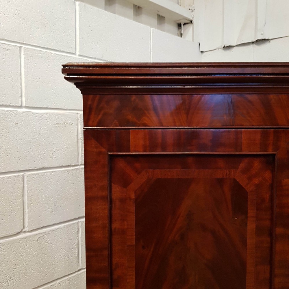 ANTIQUE REGENCY FLAMED MAHOGANY LINEN CUPBOARD C1820 View VIII