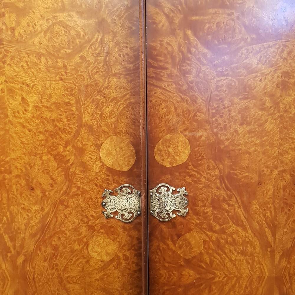 ANTIQUE SMALL BURR WALNUT SINGLE WARDROBE COMPACTUM C1920 View VII