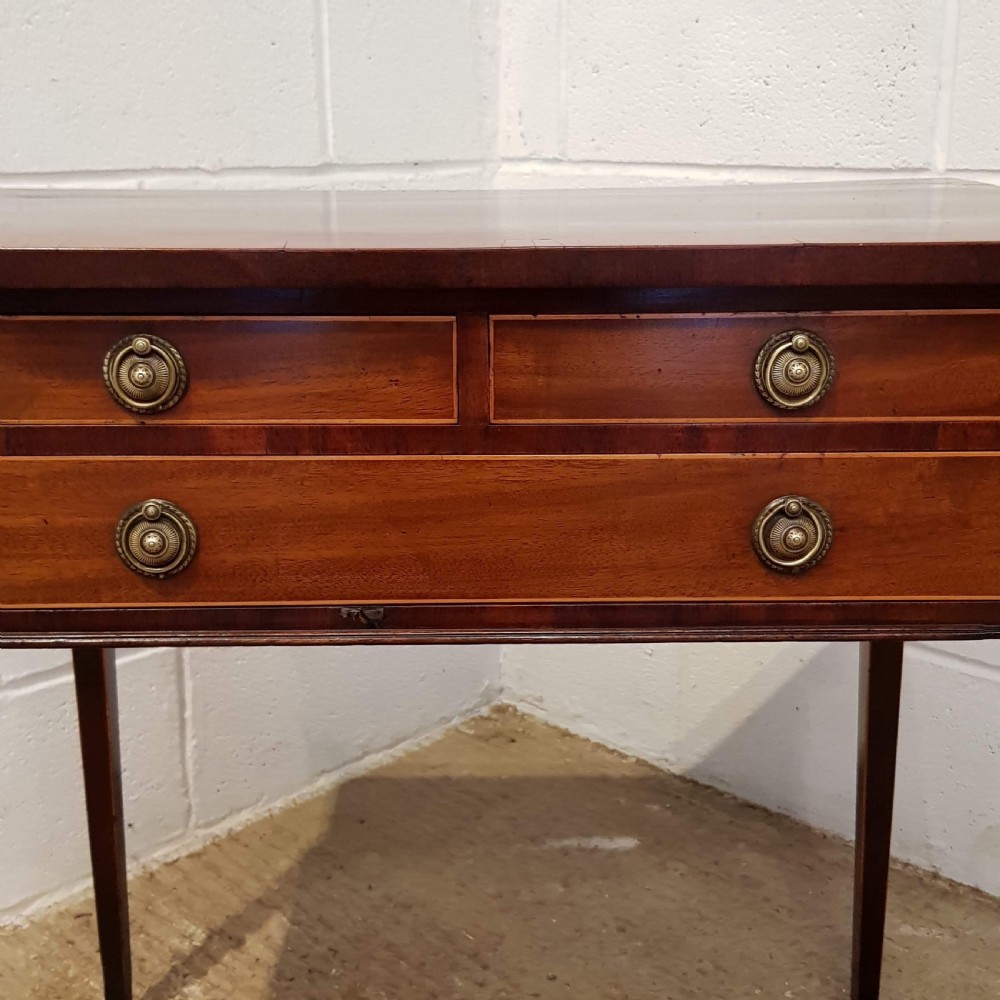 ANTIQUE REG CY MAHOGANY SIDE TABLE C1820 View II