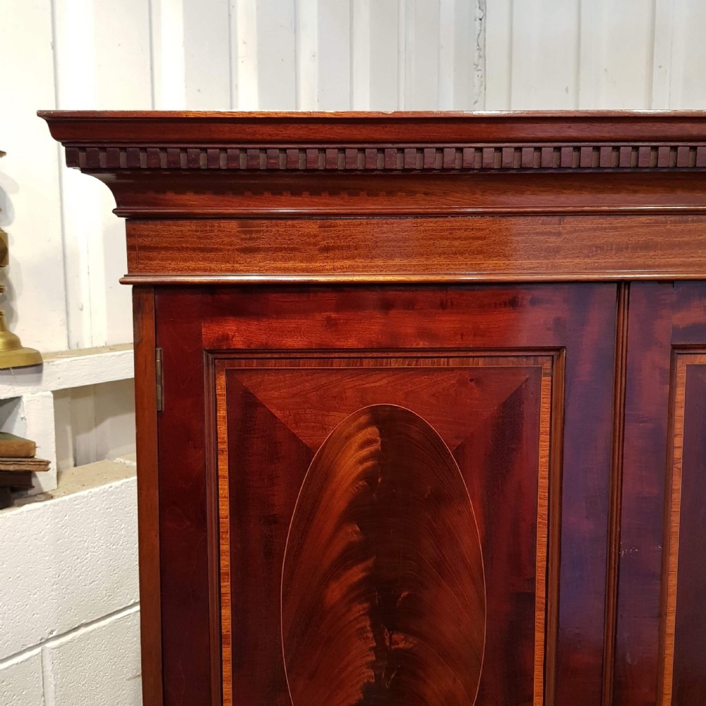 ANTIQUE EDWARDIAN FLAMED MAHOGANY TRIPLE COMBINATION WARDROBE C1900 View V