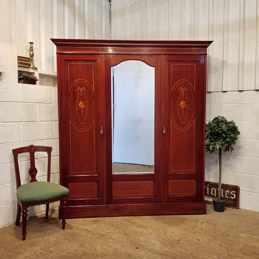 ANTIQUE EDWARDIAN MAHOGANY INLAID TRIPLE WARDROBE C1900