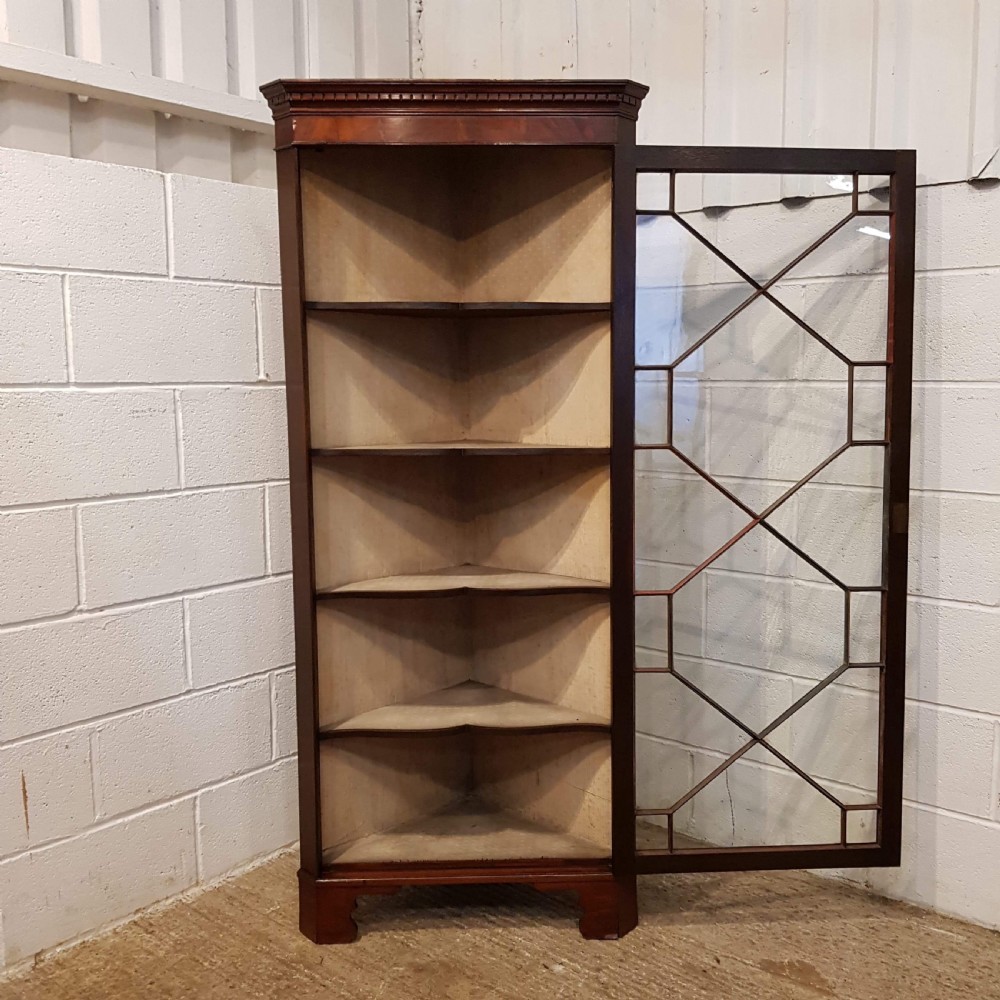 ANTIQUE LATE VICTORIAN TALL MAHOGANY ASTRAGAL GLAZED CORNER CABINET C1890 View VI