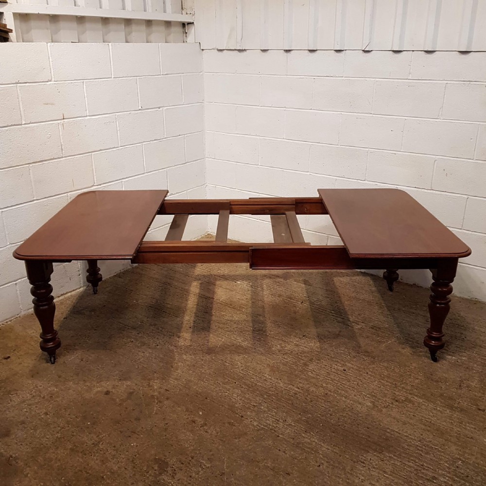 ANTIQUE VICTORIAN MAHOGANY EXTENDING DINING TABLE C1880 View IV