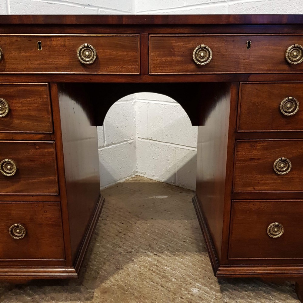 ANTIQUE GEORGIAN PERIOD MAHOGANY PEDESTAL DESK C1780 View III