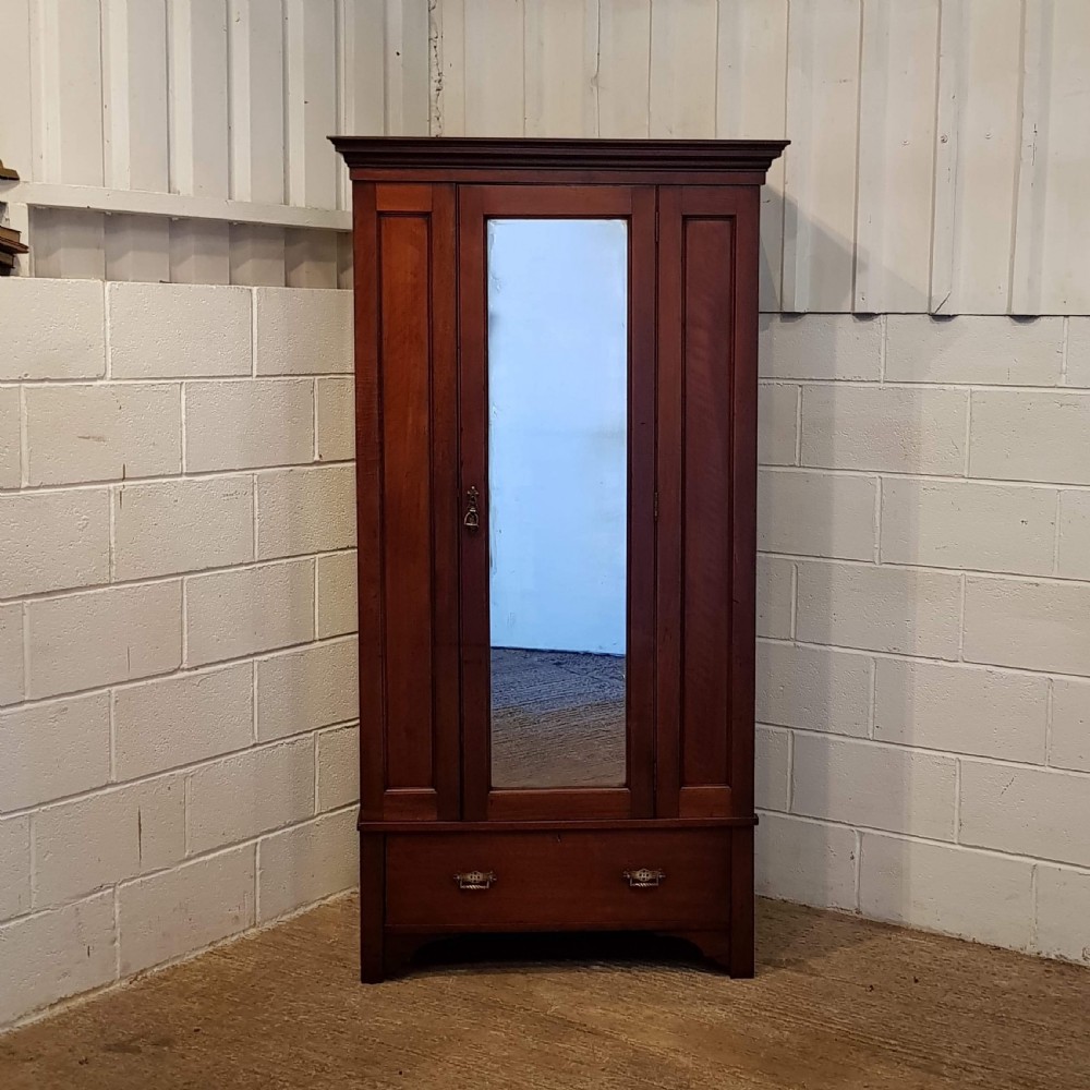 ANTIQUE VICTORIAN MAHOGANY SINGLE WARDROBE C1880 View V