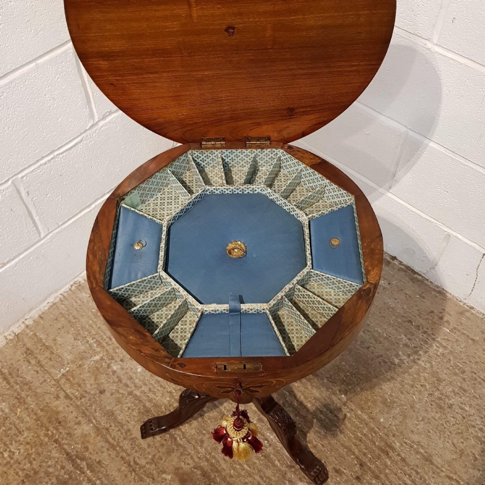 ANTIQUE VICTORIAN BURR WALNUT INLAID WORK & GAMES TRUMPET TABLE C1880 View II