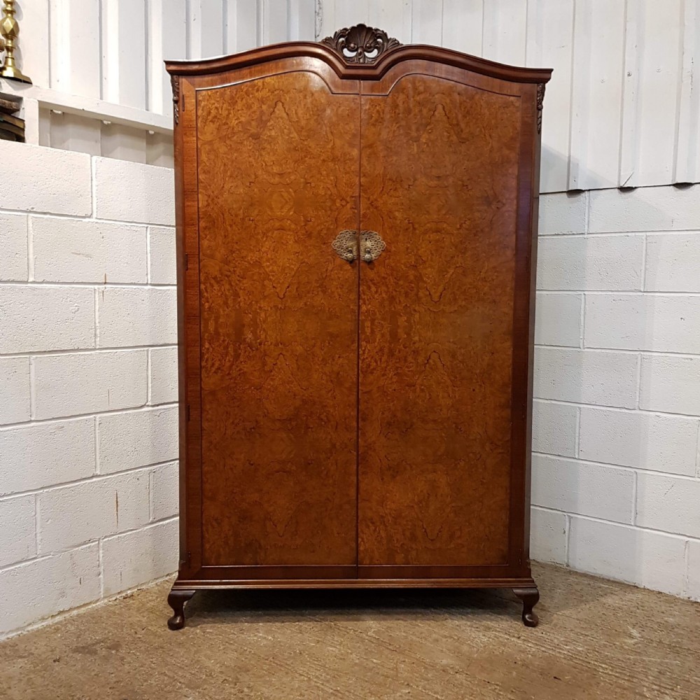 ANTIQUE BURR WALNUT QUEEN ANNE DOUBLE WARDROBE C1920 View VII