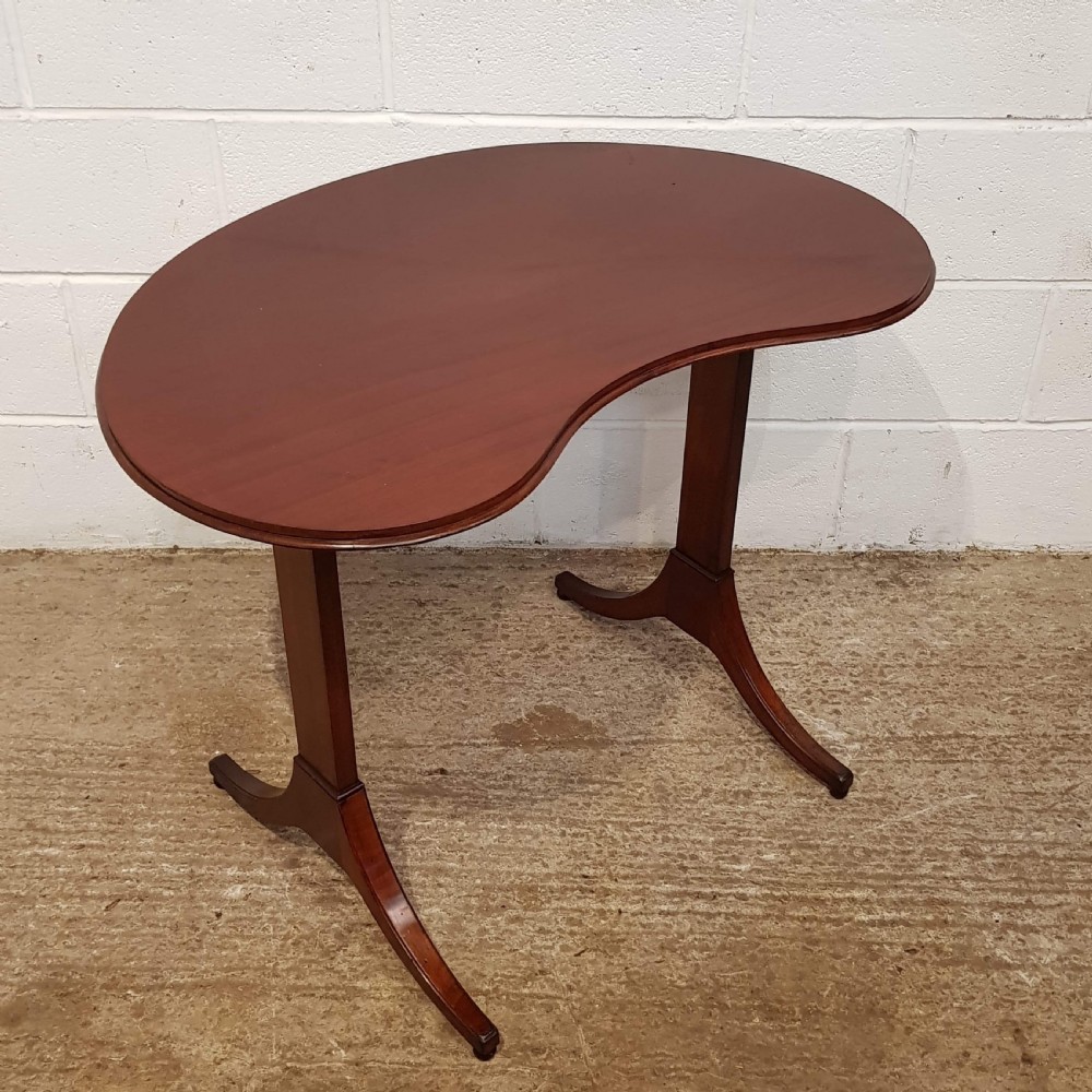 ANTIQUE EDWARDIAN MAHOGANY KIDNEY SHAPED SIDE WRITING TABLE C1900 View II