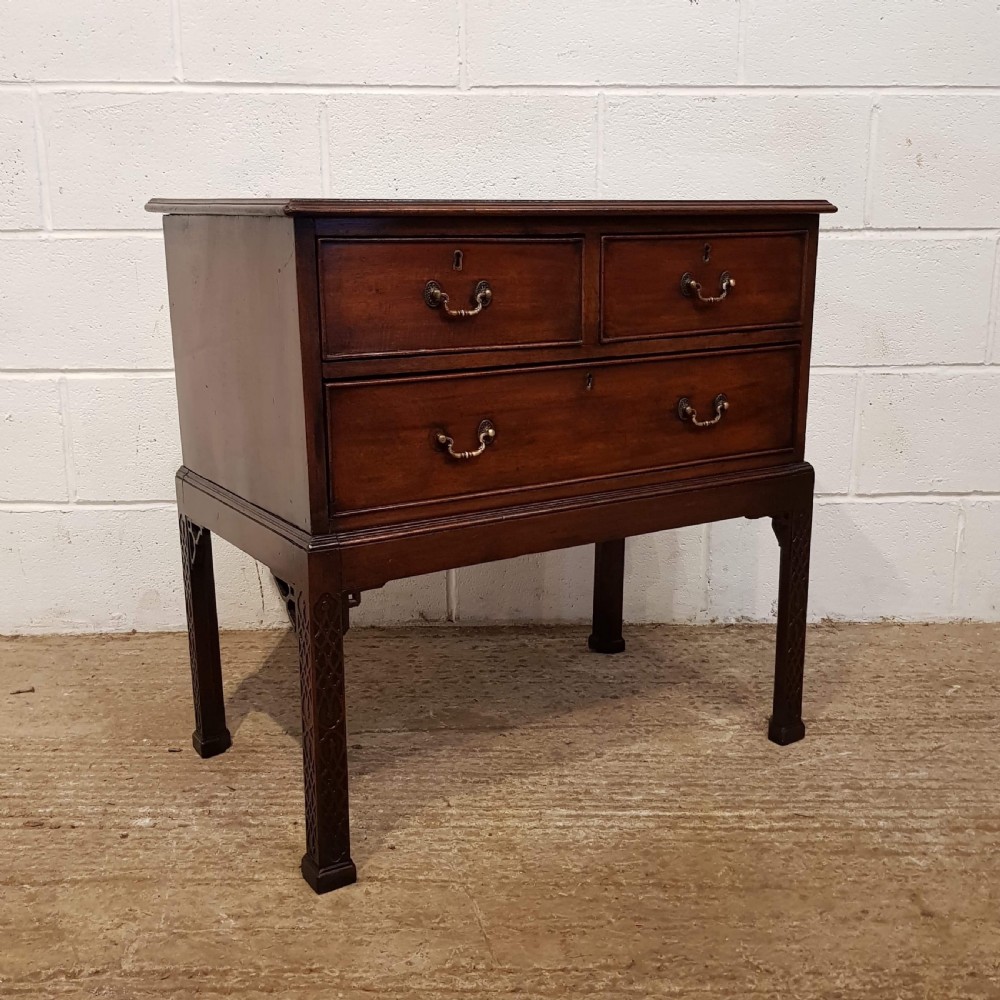 ANTIQUE EDWARDIAN MAHOGANY CHIPPENDALE DWARF CHEST OF DRAWERS ON STAND C1900 View III