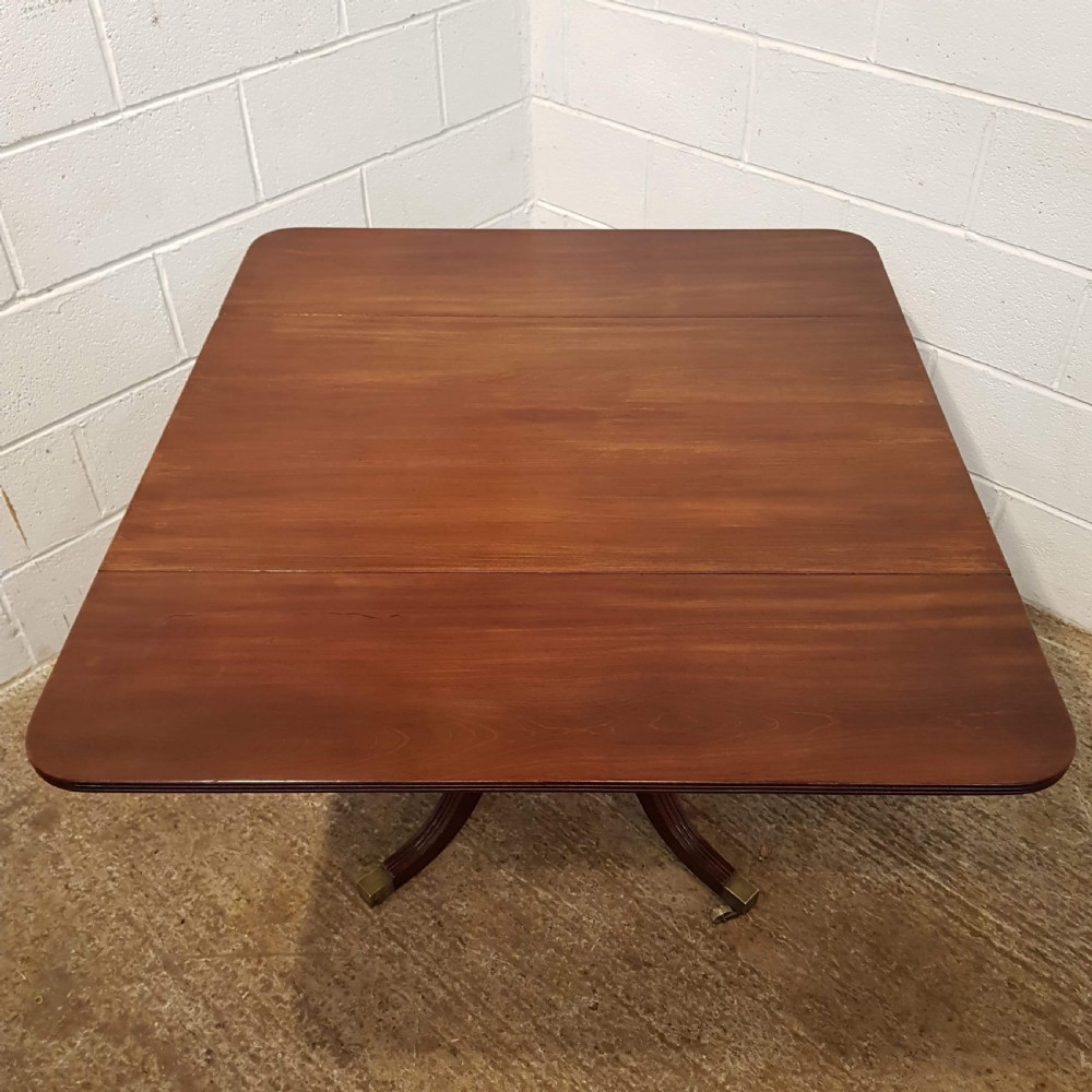 ANTIQUE REGENCY MAHOGANY PEMBROKE TABLE C1820 View III