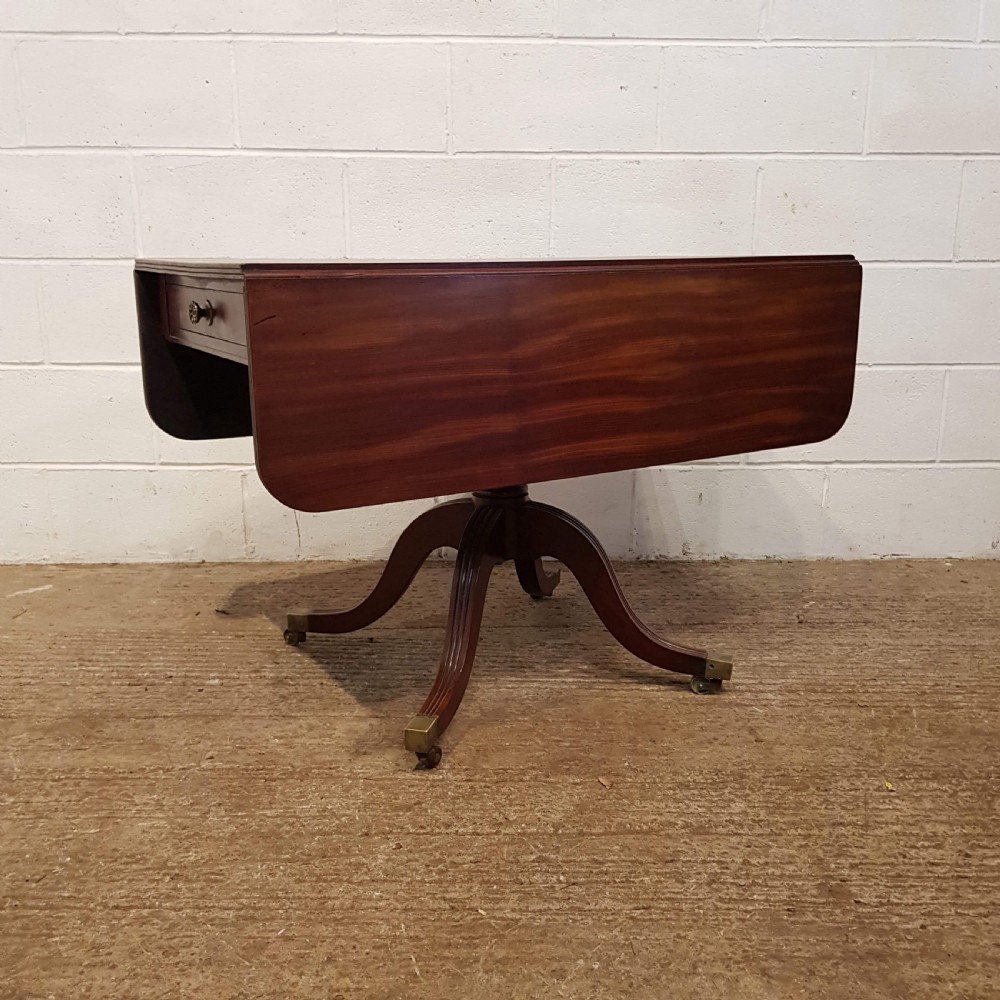 ANTIQUE REGENCY MAHOGANY PEMBROKE TABLE C1820 View IV
