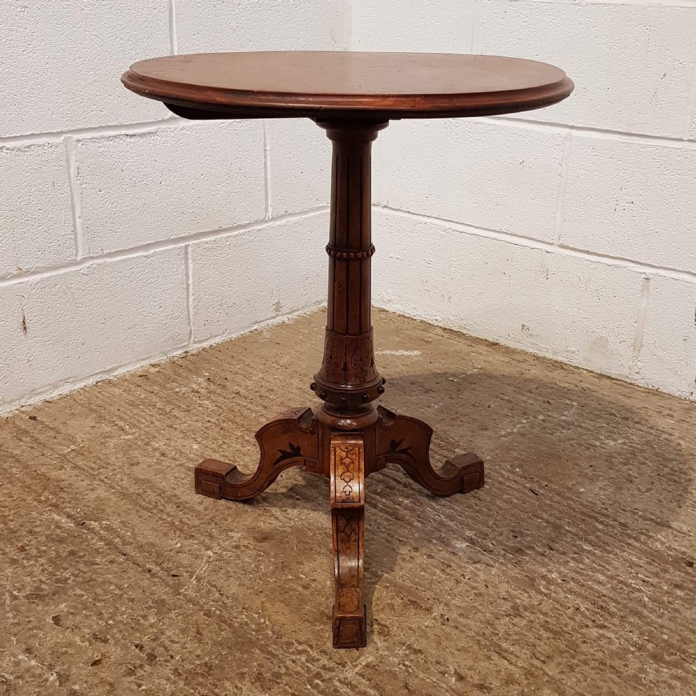 ANTIQUE VICTORIAN WALNUT TRIPOD LAMP TABLE C1880 View VI