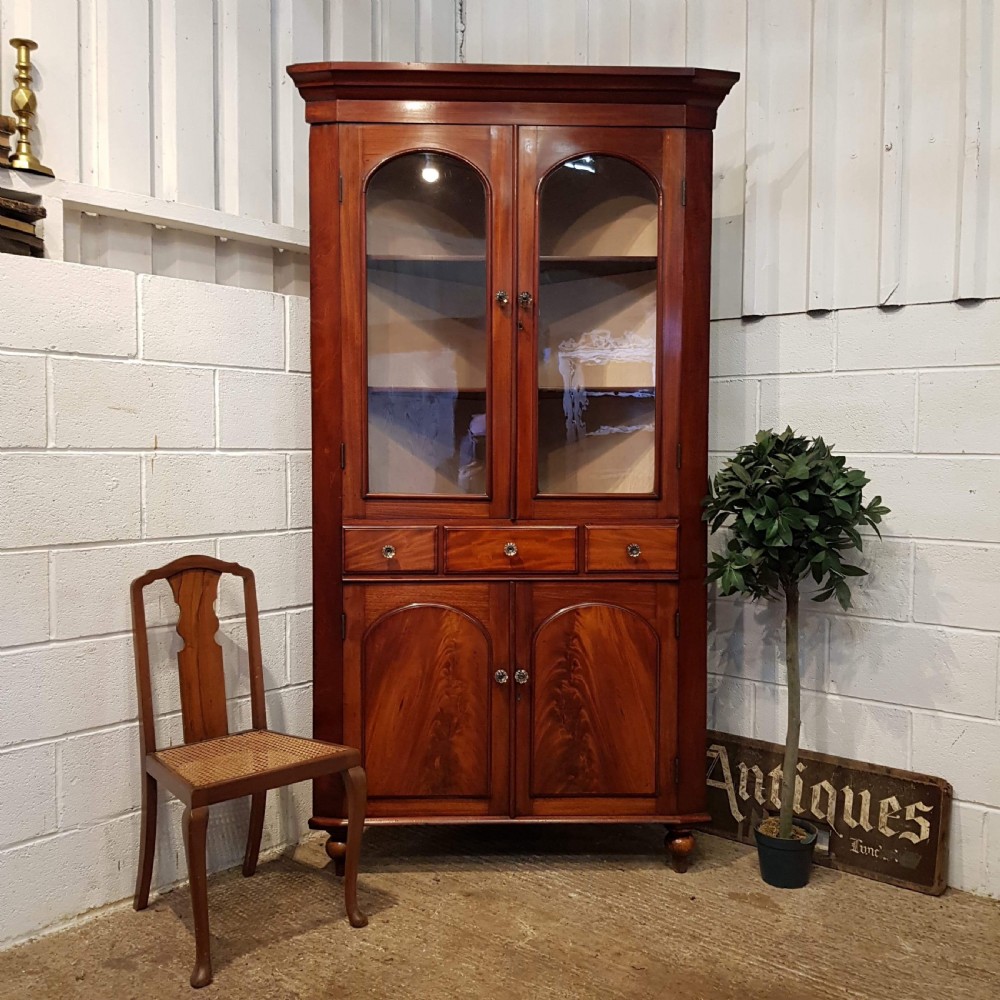 ANTIQUE VICTORIAN MAHOGANY FULL HEIGHT CORNER CABINET C1870