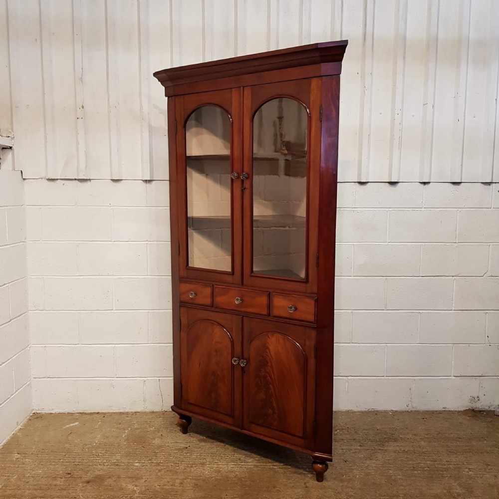 ANTIQUE VICTORIAN MAHOGANY FULL HEIGHT CORNER CABINET C1870 View III