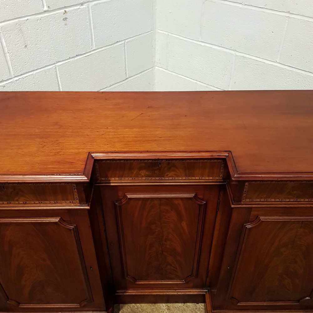ANTIQUE VICTORIAN MAHOGANY BREAKFRONT SIDEBOARD CHIFFONIER C1880 View II