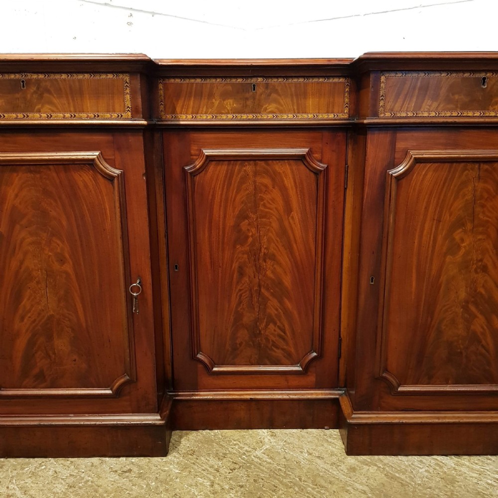 ANTIQUE VICTORIAN MAHOGANY BREAKFRONT SIDEBOARD CHIFFONIER C1880 View V