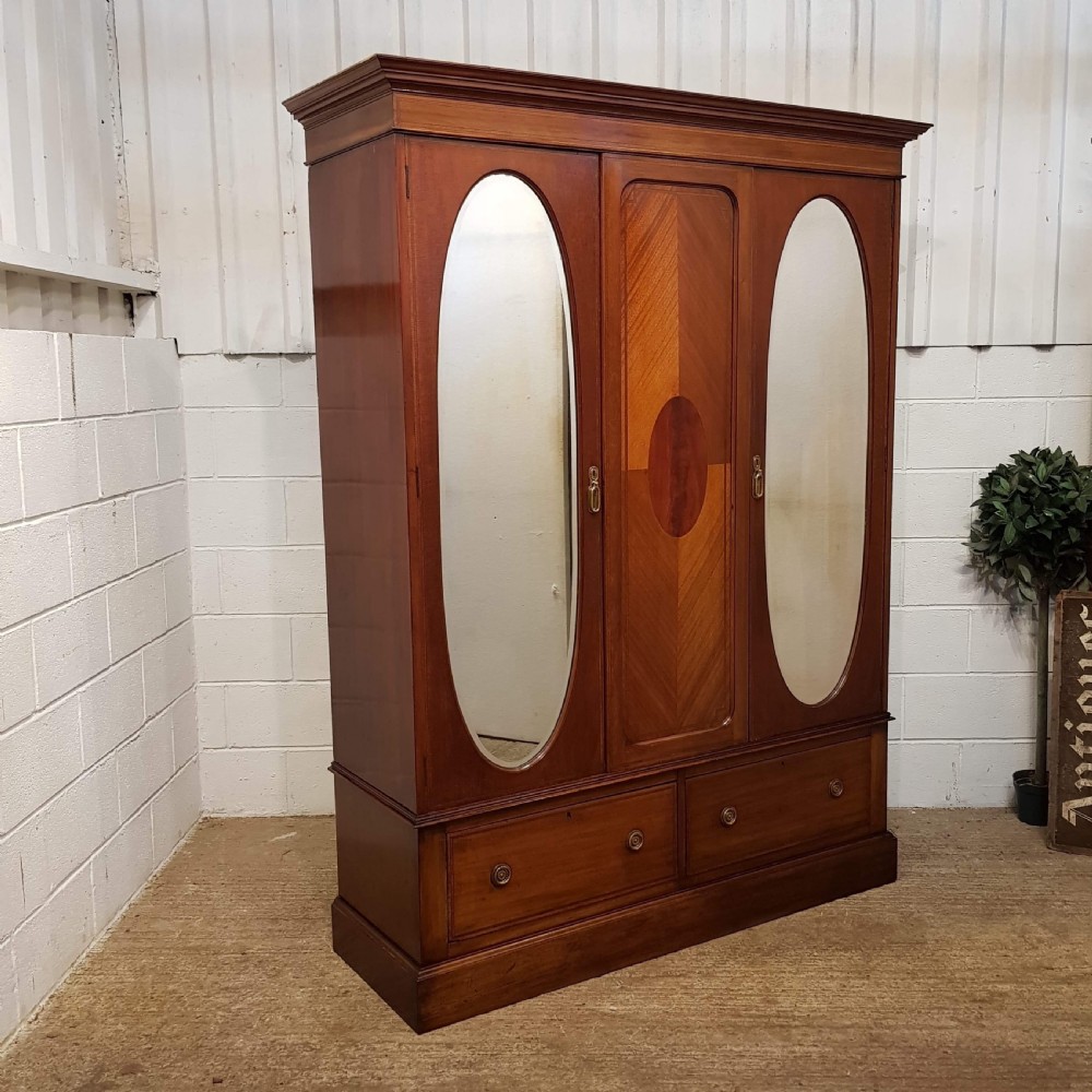 ANTIQUE EDWARDIAN MAHOGANY TRIPLE WARDROBE C1900 View VI
