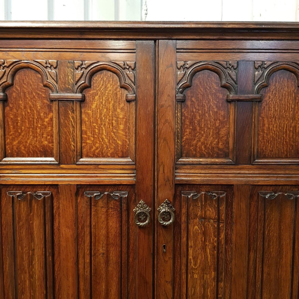 ANTIQUE SMALL OAK DOUBLE WARDROBE BY MAPLE & CO C1920 View VIII