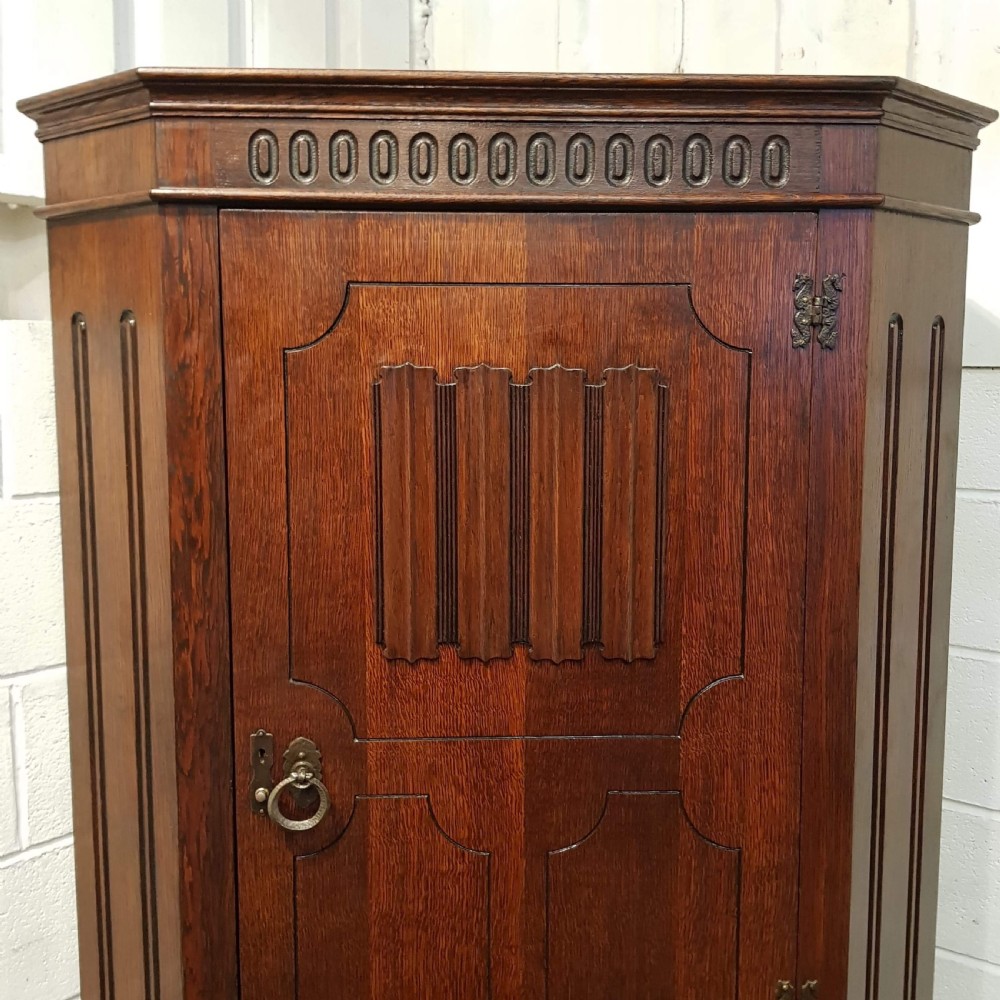 ANTIQUE OAK HALL WARDROBE C1920 View VI