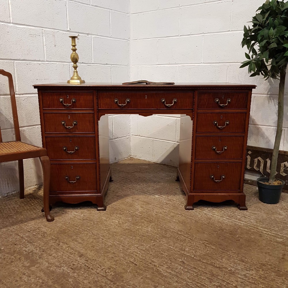 ANTIQUE MAHOGANY LEATHER TOP TWIN PEDESTAL DESK C1920