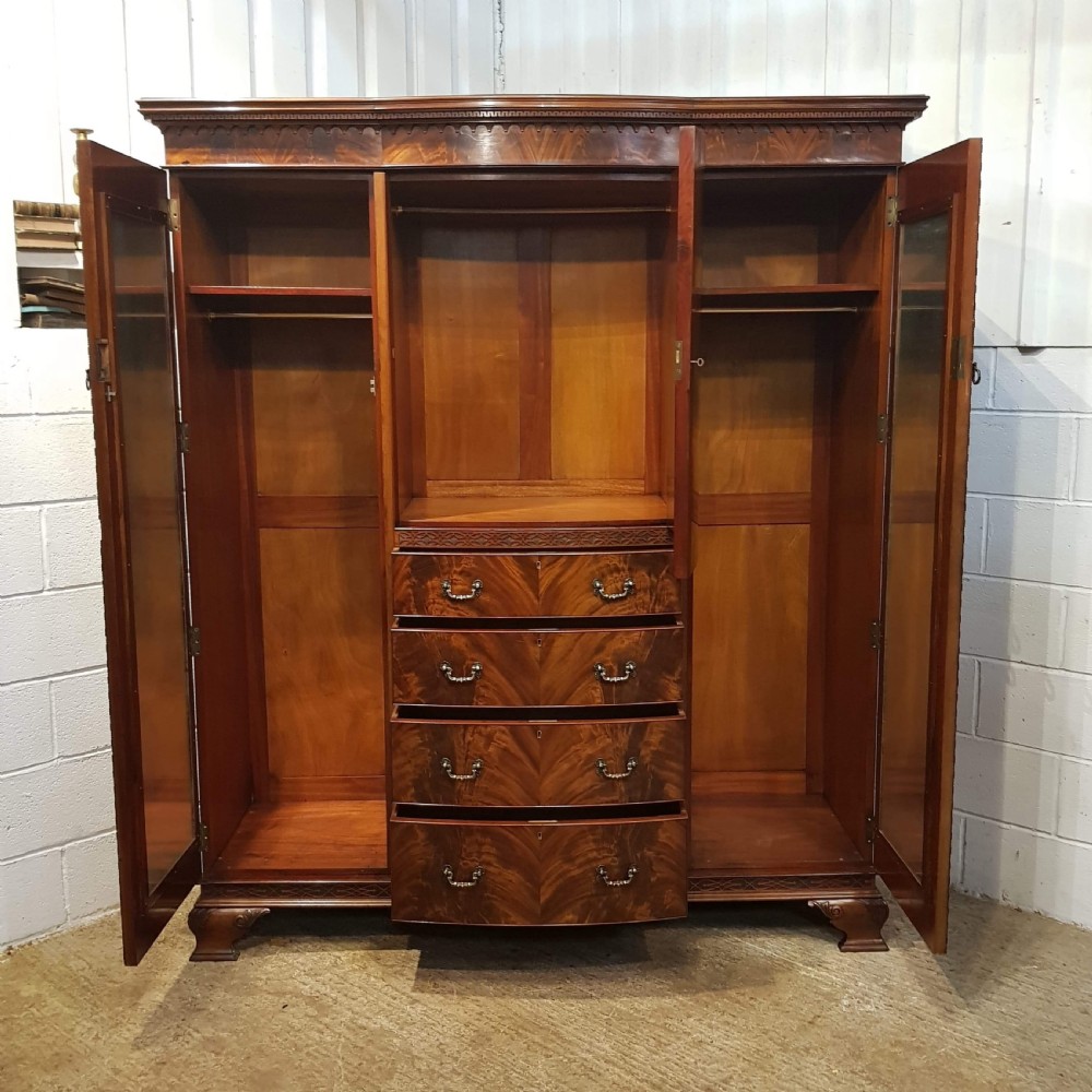 ANTIQUE EDWARDIAN CHIPPENDALE FLAMED MAHOGANY TRIPLE WARDROBE C1900 View III