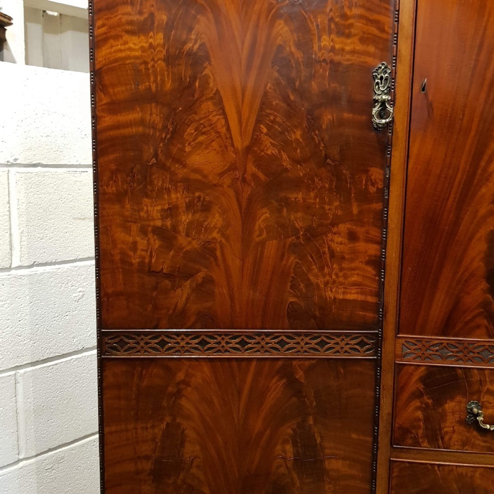 ANTIQUE EDWARDIAN CHIPPENDALE FLAMED MAHOGANY TRIPLE WARDROBE C1900 View IV
