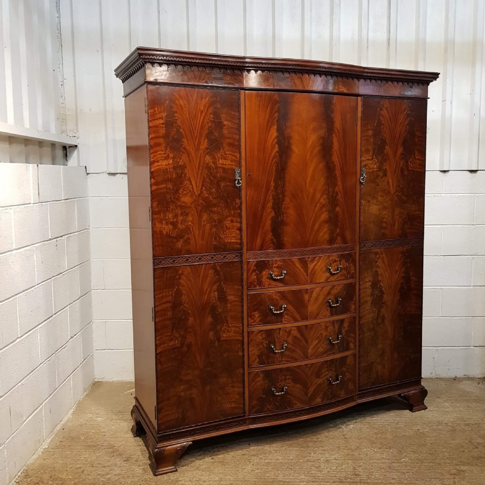ANTIQUE EDWARDIAN CHIPPENDALE FLAMED MAHOGANY TRIPLE WARDROBE C1900 View V
