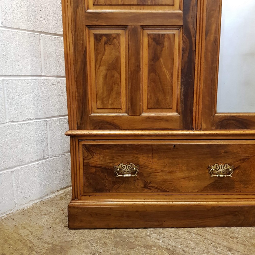 ANTIQUE LATE VICTORIAN ASH & WALNUT TRIPLE WARDROBE C1890 View V
