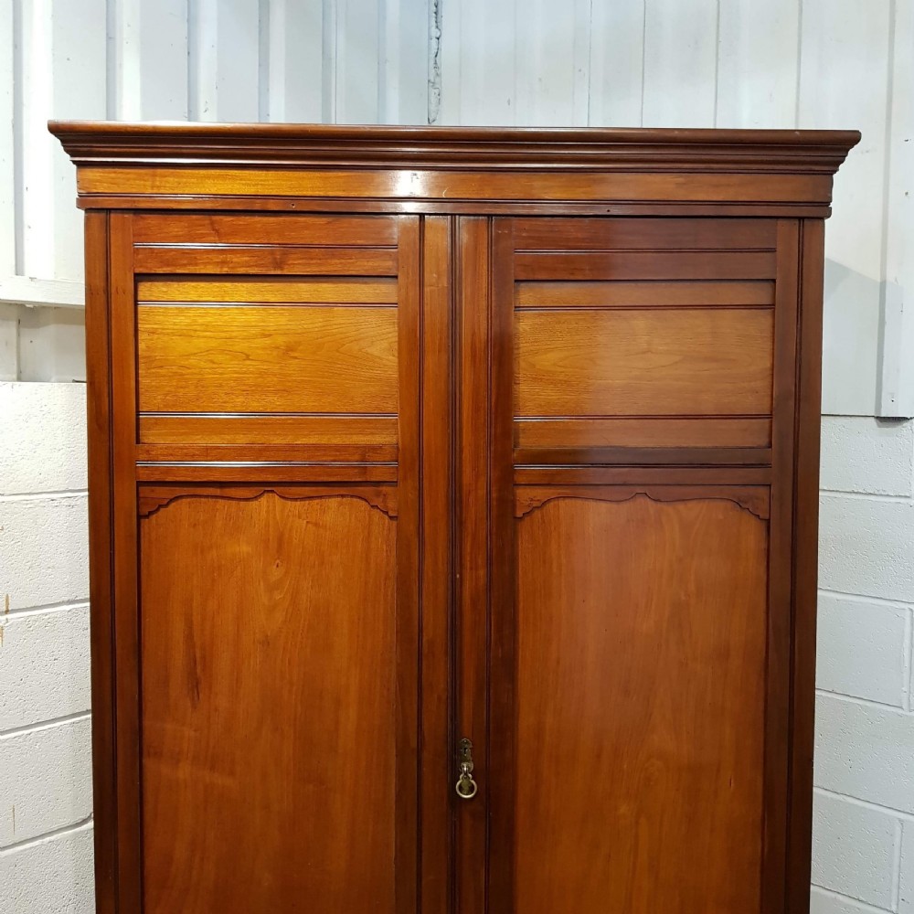 ANTIQUE LATE VICTORIAN MAHOGANY DOUBLE WARDROBE C1890 View IV