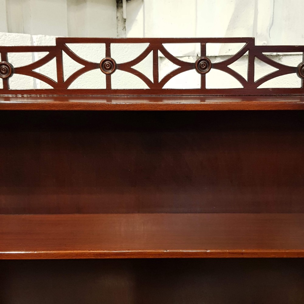 ANTIQUE EDWARDIAN REGENCY MAHOGANY WATERFALL BOOKCASE ON CUPBOARD C1900 View III