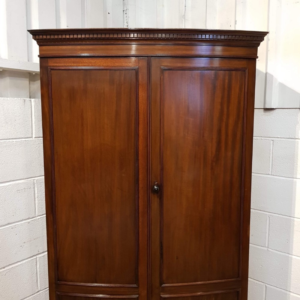 ANTIQUE EDWARDIAN MAHOGANY BOW FRONT WARDROBE C1900 View IV