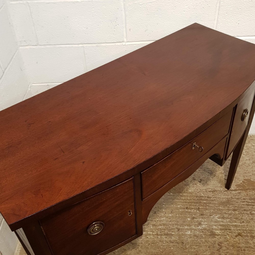 ANTIQUE SMALL REGENCY MAHOGANY BOW FRONT SIDEBOARD C1820 View II