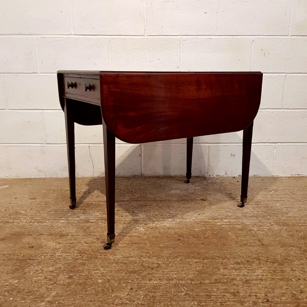 ANTIQUE REGENCY MAHOGANY PEMBROKE TABLE C1820 View IV