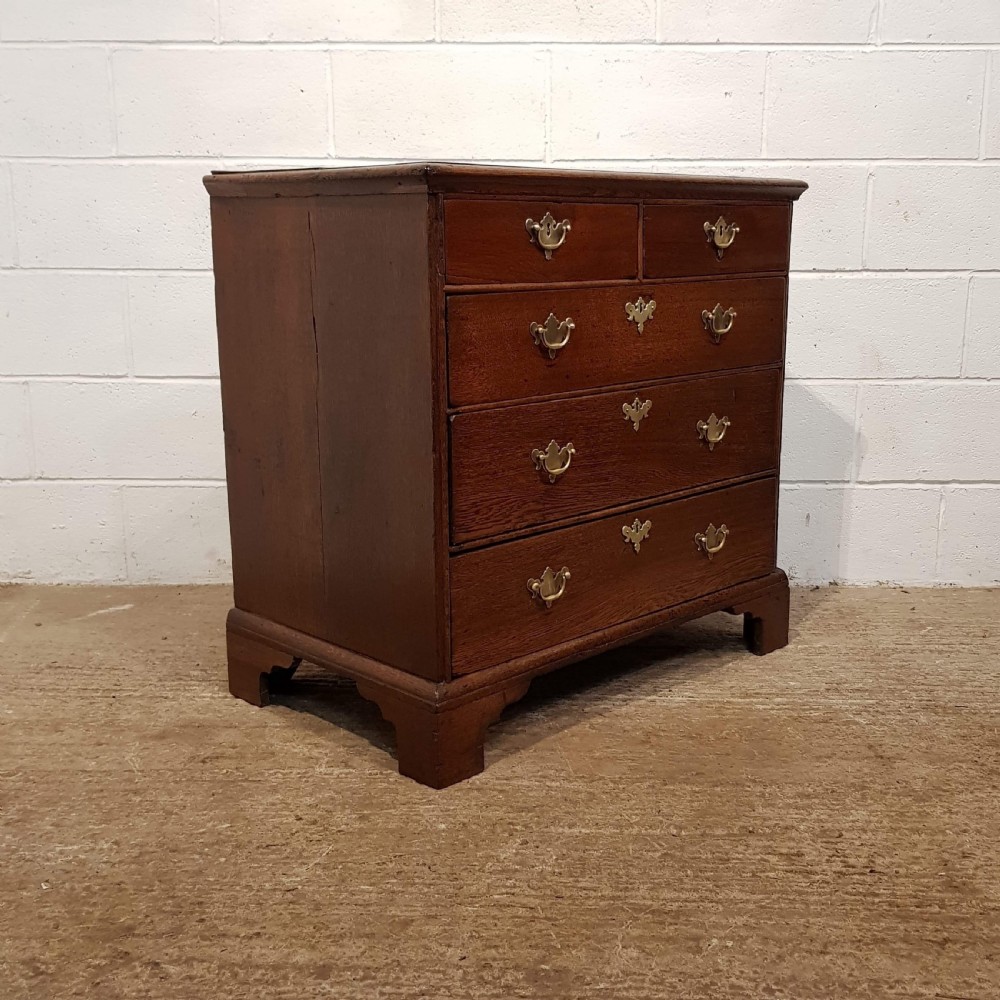 ANTIQUE 18TH CENTURY PERIOD OAK CHEST OF DRAWERS C1770 View II