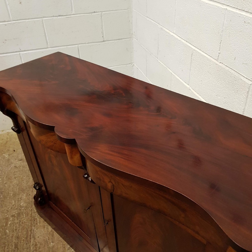 ANTIQUE VICTORIAN MAHOGANY SERPENTINE SHAPED CHIFFONIER C1880 View III