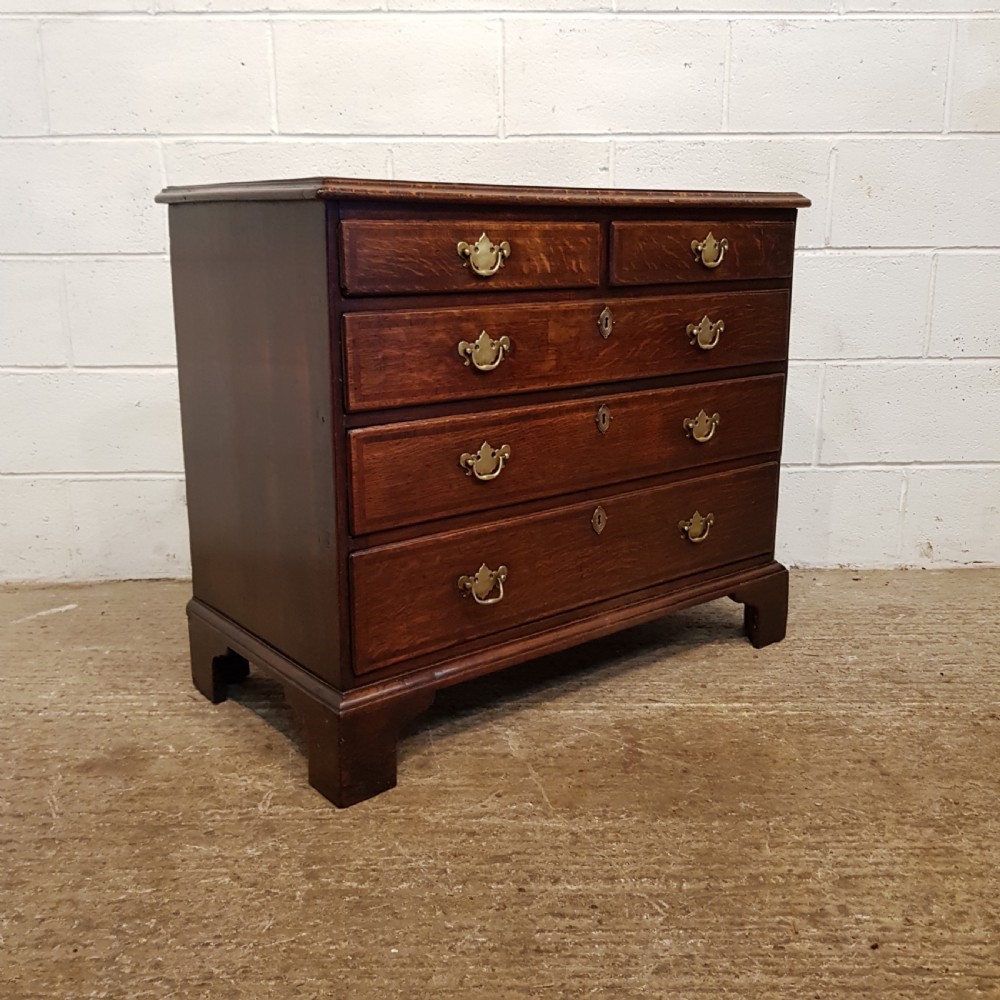 ANTIQUE GEORGIAN PERIOD OAK DWARF CHEST OF DRAWERS C1780 View V