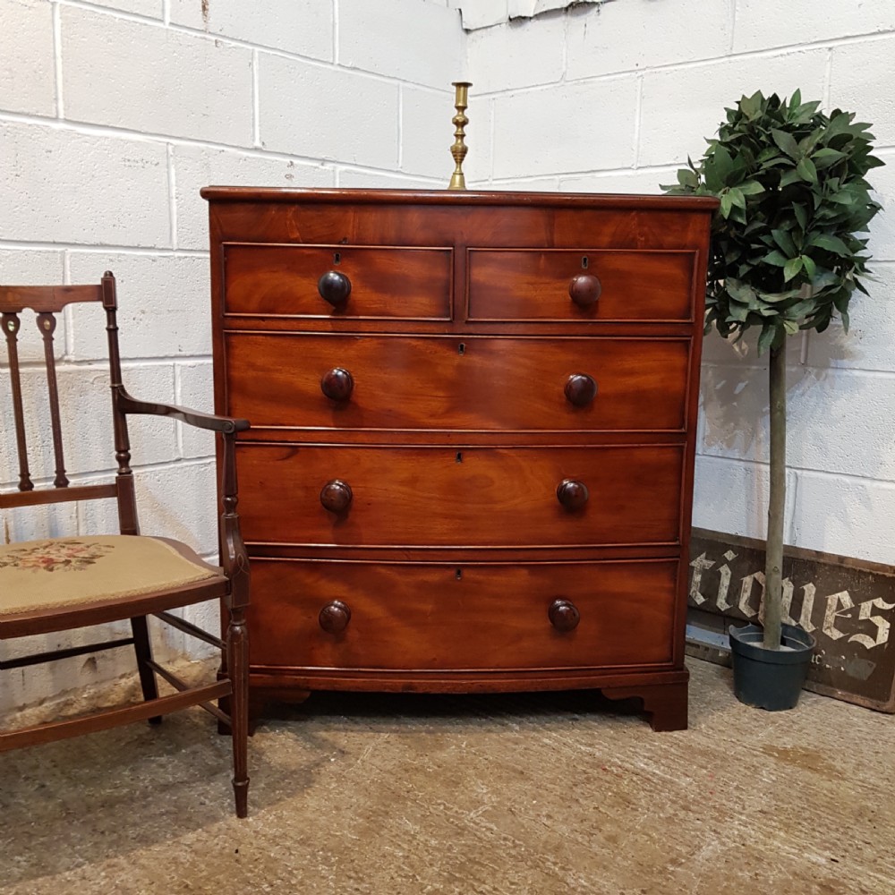 ANTIQUE VICTORIAN MAHOGANY BOW FRONT CHEST OF DRAWERS C1880