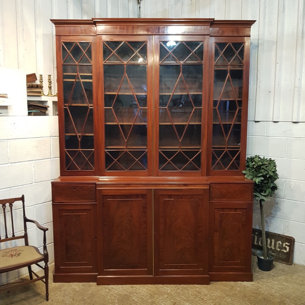 ANTIQUE LATE 18TH CENT.PERIOD MAHOGANY ASTRAGAL GLAZED LARGE BREAKFRONT BOOKCASE C1780