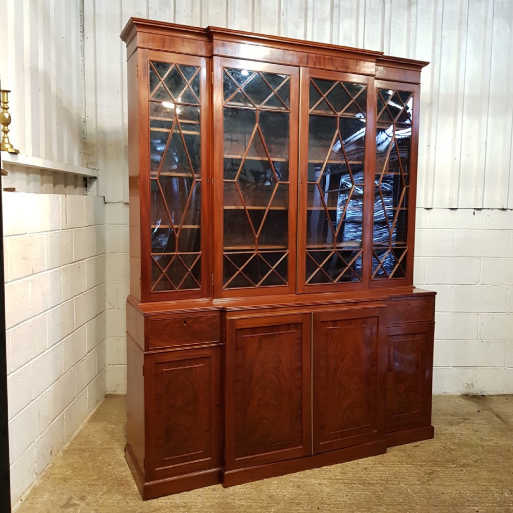 ANTIQUE LATE 18TH CENT.PERIOD MAHOGANY ASTRAGAL GLAZED LARGE BREAKFRONT BOOKCASE C1780 View VIII