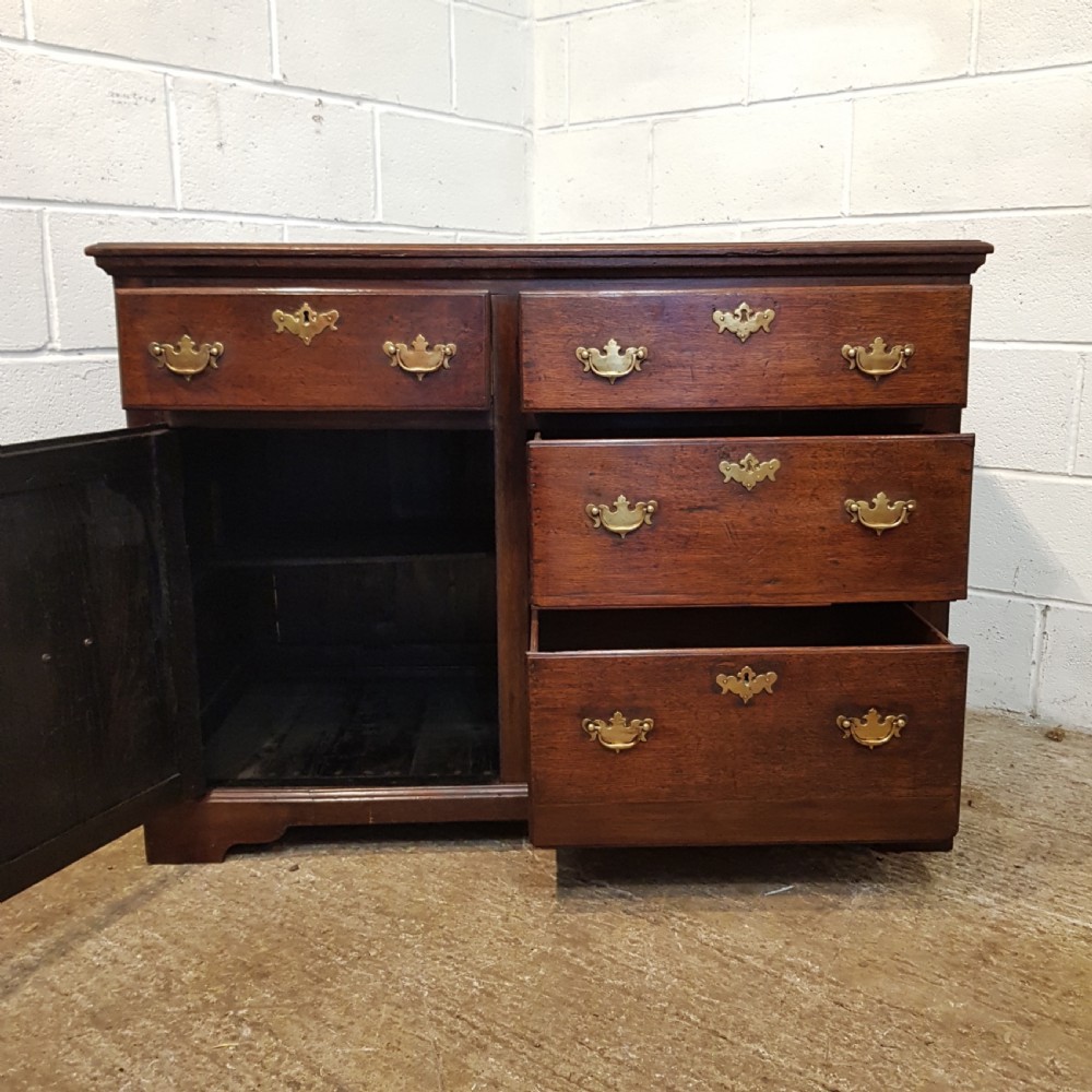 ANTIQUE SMALL 18TH CENTURY PERIOD COUNTRY OAK DRESSER BASE C1780 View IV