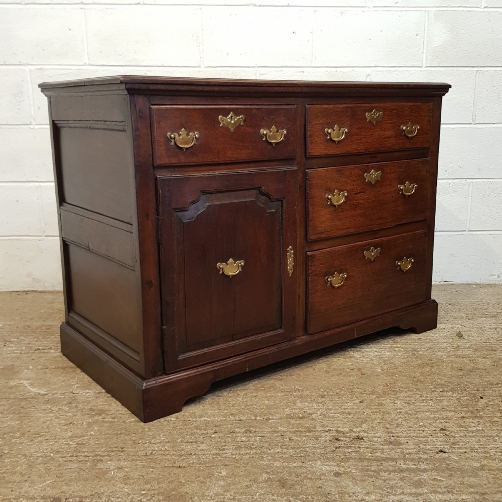 ANTIQUE SMALL 18TH CENTURY PERIOD COUNTRY OAK DRESSER BASE C1780 View VI