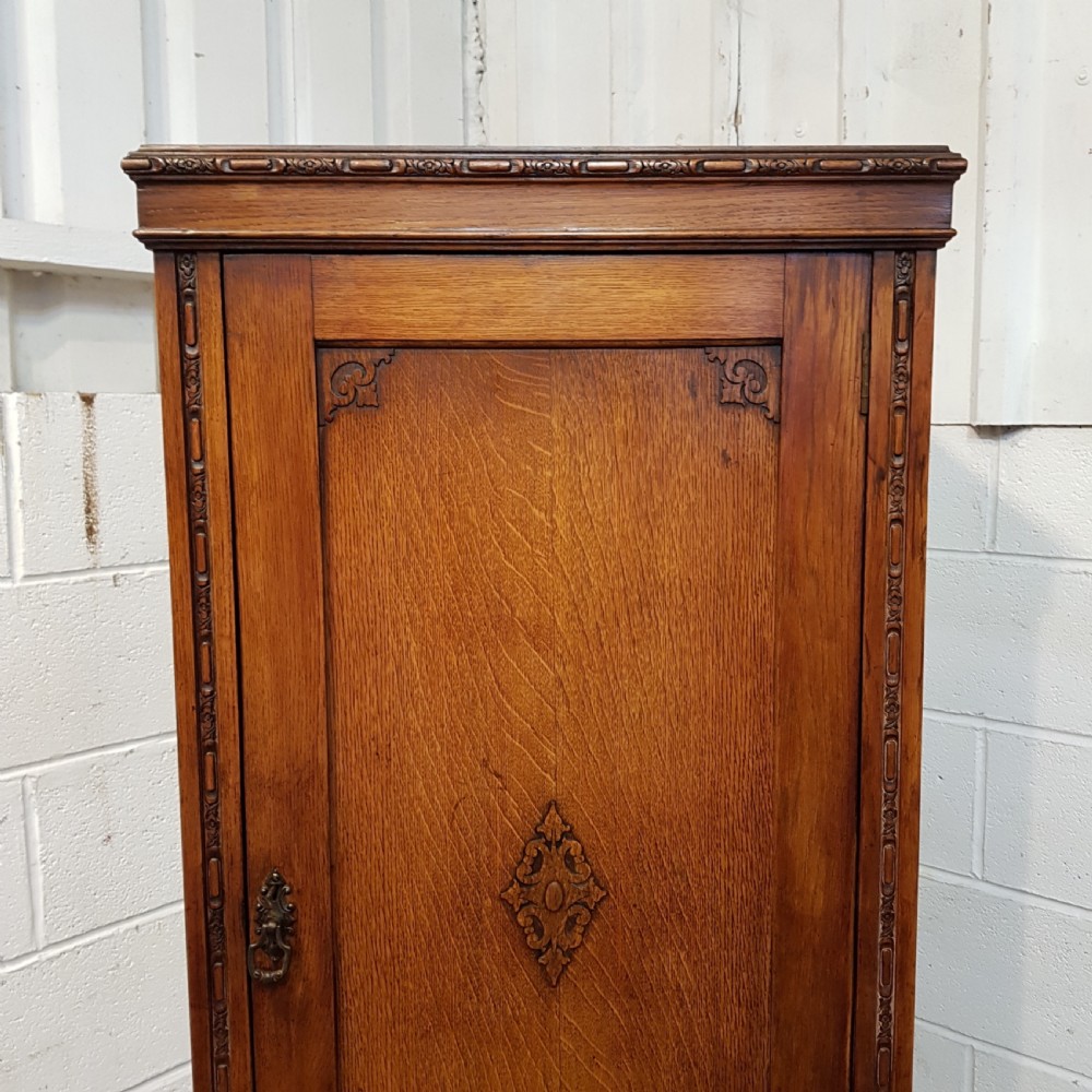 ANTIQUE OAK HALL WARDROBE C1920 View IV