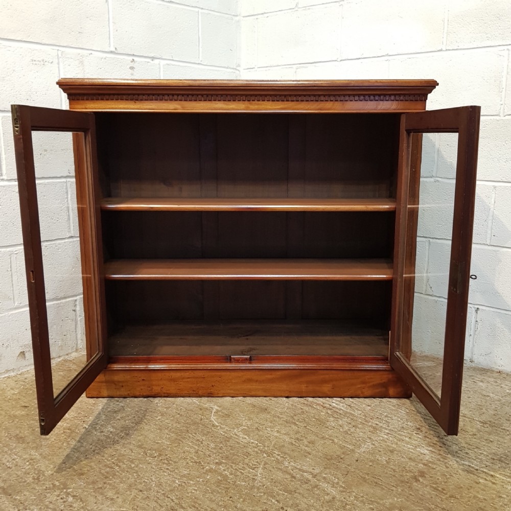 ANTIQUE EDWARDIAN WALNUT GLAZED BOOKCASE C1900 View V