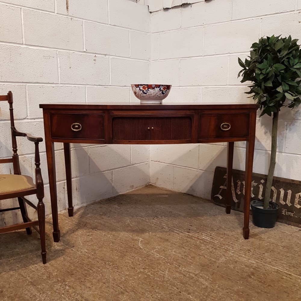 ANTIQUE EDWARDIAN REGENCY MAHOGANY BOW FRONT SIDE TABLE C1900